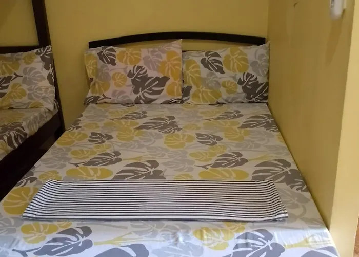 Apartment Homey Near Airport And Beaches-room3